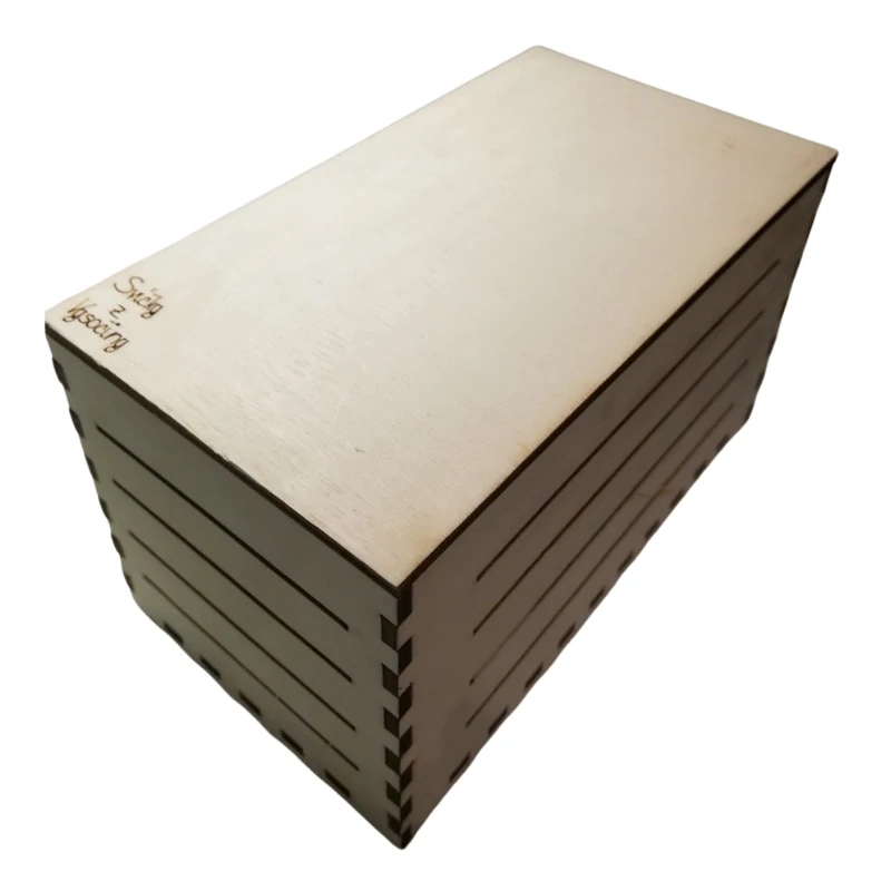 Dřevěná dárková krabička vysoká