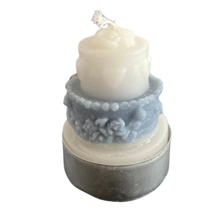 Čajová svíčka - dort - šedobílý