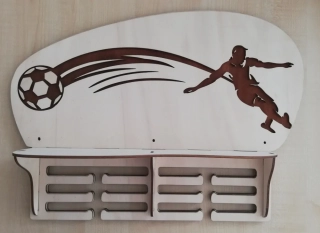 Medailovník s poličkou na trofeje